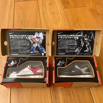 나이키 프리 7.0 트랜스포머 피규어 세트