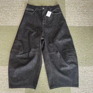 BELVET GLAY 플리츠 배기 데님 즉완품