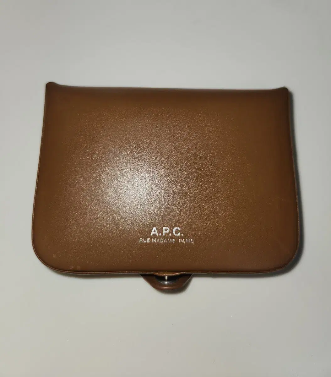 A.P.C 아페쎄 엠마뉴엘 조쉬코인 반지갑 | 브랜드 중고거래 플랫폼, 번개장터