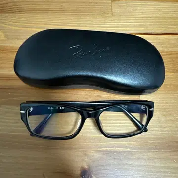 레이밴 블랙 프레임 안경 케이스 포함