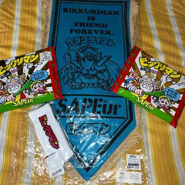 SAPEur 빅쿠리맨 T셔츠 x 2 태피스트리 세트 (덤 포함)