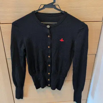 비비안 웨스트우드 가디건