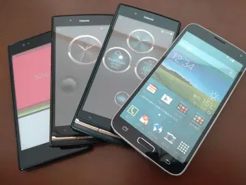 교세라 스마트폰 (GalaxyS 등) 모형 4대 세트