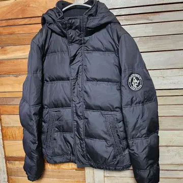 Abercrombie&Fitch 아바클로 남성용 다운 자켓 블랙
