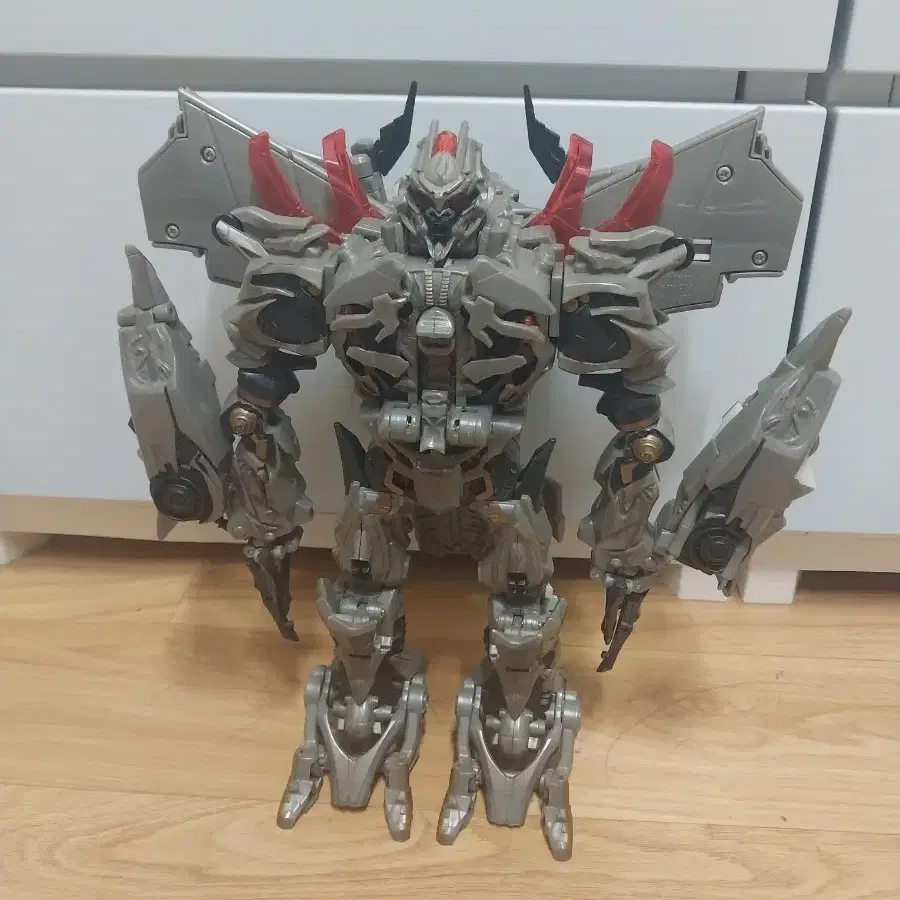 트랜스포머 2007 프리미엄 리더 메가트론 on Bunjang Global Site.