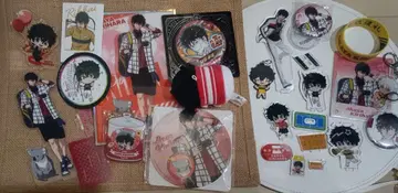 키리기리 아카야 굿즈 세트 아크릴 스탠드 카드류 키링 캔뱃지 등