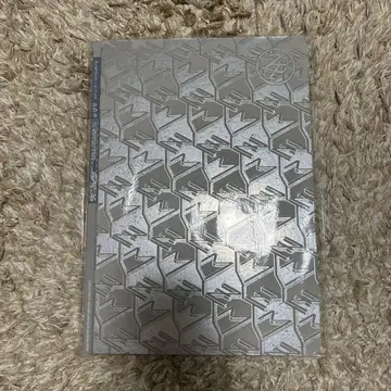 계속 한밤중이면 좋을 텐데 사진집