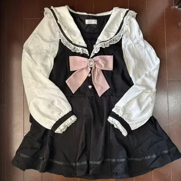 LIZ LISA 프릴 리본 원피스 블랙 화이트