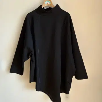 새상품 야마다야 라디에이트 튜닉 블랙