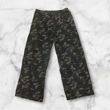 BELVET 카모 패턴 워크 팬츠 카모 무늬 스터드 부착