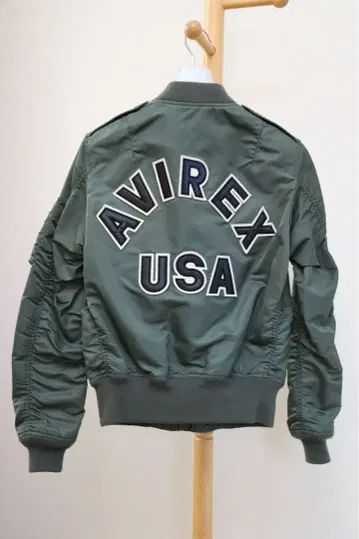 AVIREX MA-1 플라이트 자켓