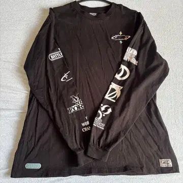 ZUTO MAYO 블랙 롱 슬리브 티셔츠 자수