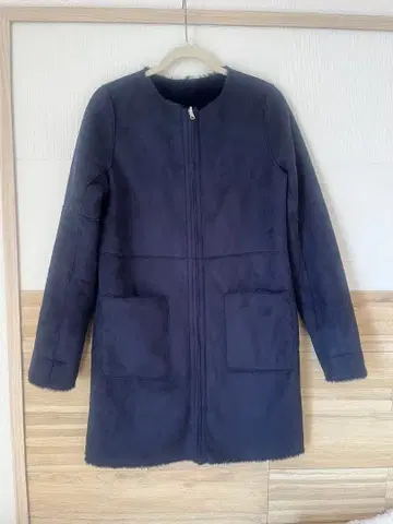 [새상품급] mimi &roger 네이비 무스탕 코트