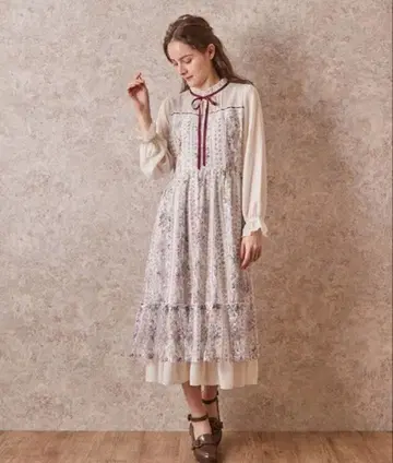 axes femme 플라워 패널 프린트 레이스 원피스 와인