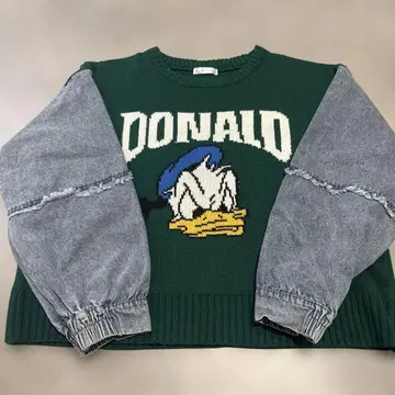 아베일 도널드 덕 니트 스웨터