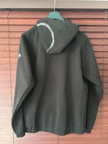 DESCENTE 블랙 풀 지퍼 자켓