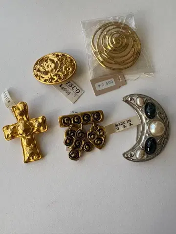 주얼리 세트. 브로치. 80년대 빈티지