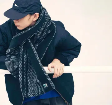 헬리한센 디센던트 스카프