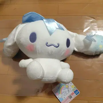 시나모롤, 마이멜로디, 쿠로미, 봉제 인형