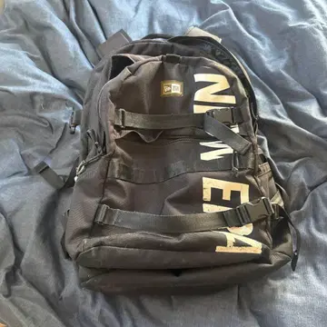 New Era 블랙 백팩