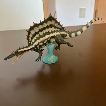 스피노사우루스 모형 피규어 받침대 포함 약 20cm