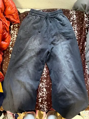 카츠키 군 착용 trendtvision 리브 팬츠