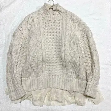 [ 자라 ] 니트 사이드 슬릿 레이어드 스타일 사이드 슬릿 하이넥 S