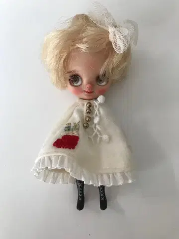 커스텀 미니 브라이스 작가님