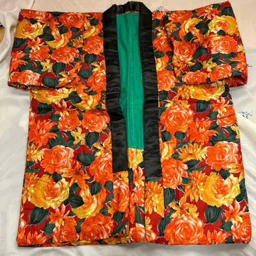 손바느질 꽃무늬 빨간색 솜 누비 반코트