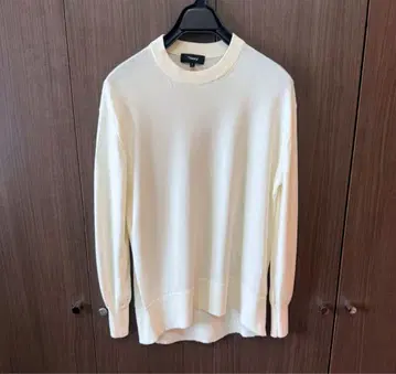 띠어리 울 니트 스웨터 화이트 아이보리