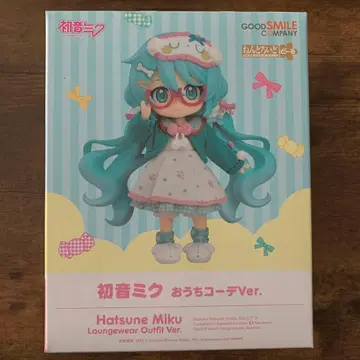 하츠네 미쿠 오우치 코디 Ver. 피규어