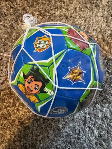 이나즈마 일레븐 아레스의 편대 축구공