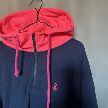 SOPHNET. 소프 하프 지퍼 후드티