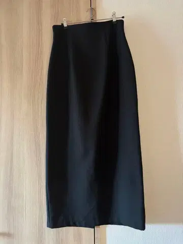 중고 블랙 타이트 스커트 슬릿 포함