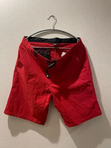mont-bell 레드 숏팬츠 L 사이즈