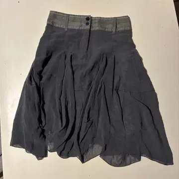 마리떼 프랑소와 저버 플레어 스커트 그레이 무릎 기장