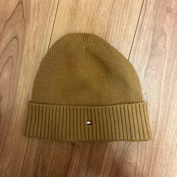 TOMMY HILFIGER 브라운 니트 모자