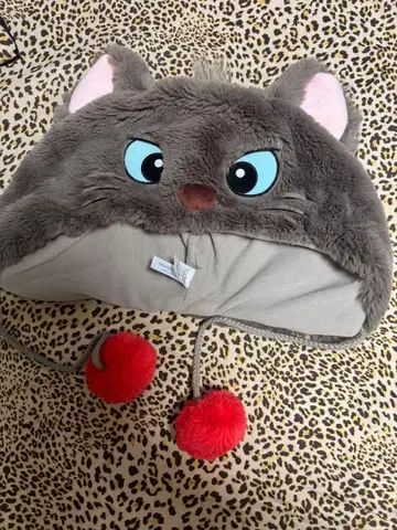 고양이 귀 플리스 모자 빨간색 폼폼 포함