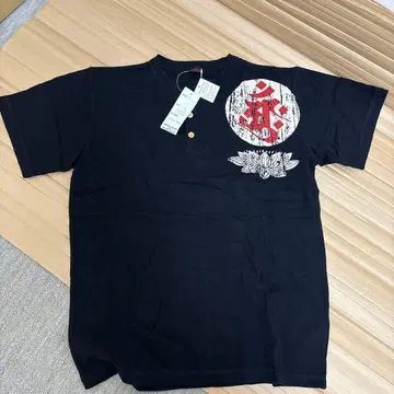 Cropped Heads T셔츠 L 사이즈 블랙