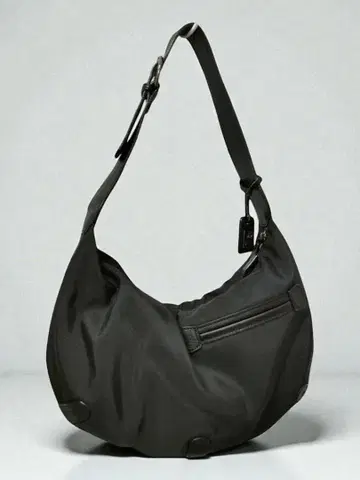 펠레보르사 블랙 숄더백