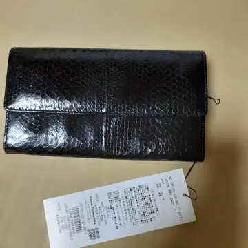 미사용 새상품 반값 이하 VCTO 뱀 엠보 가죽 (VANQUISH)