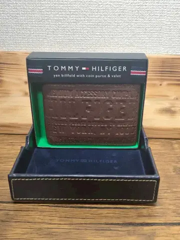 TOMMY HILFIGER 접이식 지갑