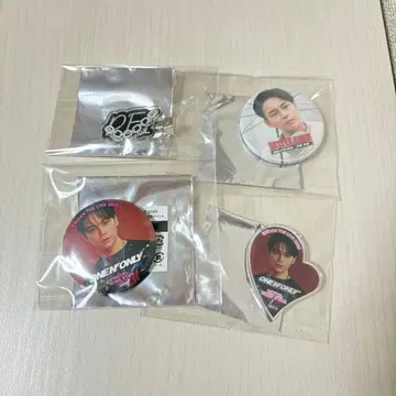 사와무라 레이 REI 캔뱃지 마그넷 아크릴 클립