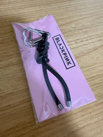 BLACKPINK 키링 -SNAKE KNOT- (BLACK)