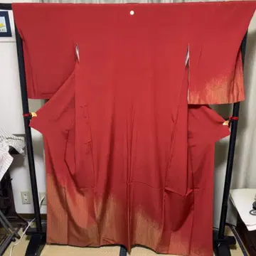 호몬기 진홍 160cm 문장 기모노 순수 실크