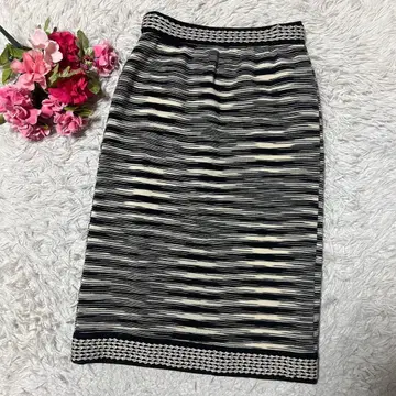 MISSONI 미쏘니 정가 8만엔 니트 스커트 40 블랙 x 화이트