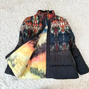 Desigual 데시구알 리버서블 아트 패딩 자켓 빅 사이즈