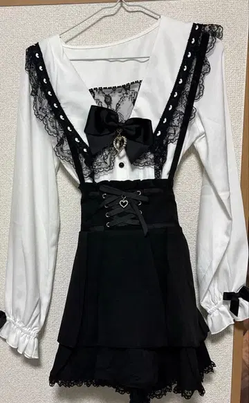 MARS 마즈 블라우스 스커트 지뢰계