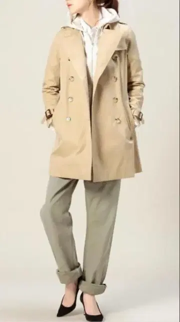 (새상품급) 베이지 더블 브레스트 트렌치코트 유나이티드 애로우즈 B&Y