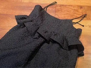 Bibiy 볼륨 프릴 원피스